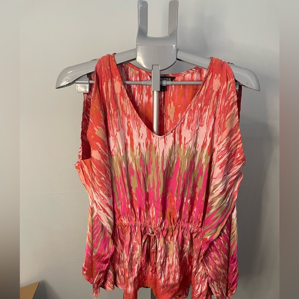 Express‎ Vibrant Pink and Green Women's Top Size small